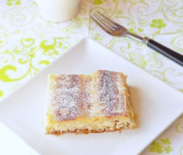Strudel cu branza dulce